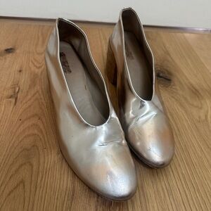 Women's Metallic Shoes